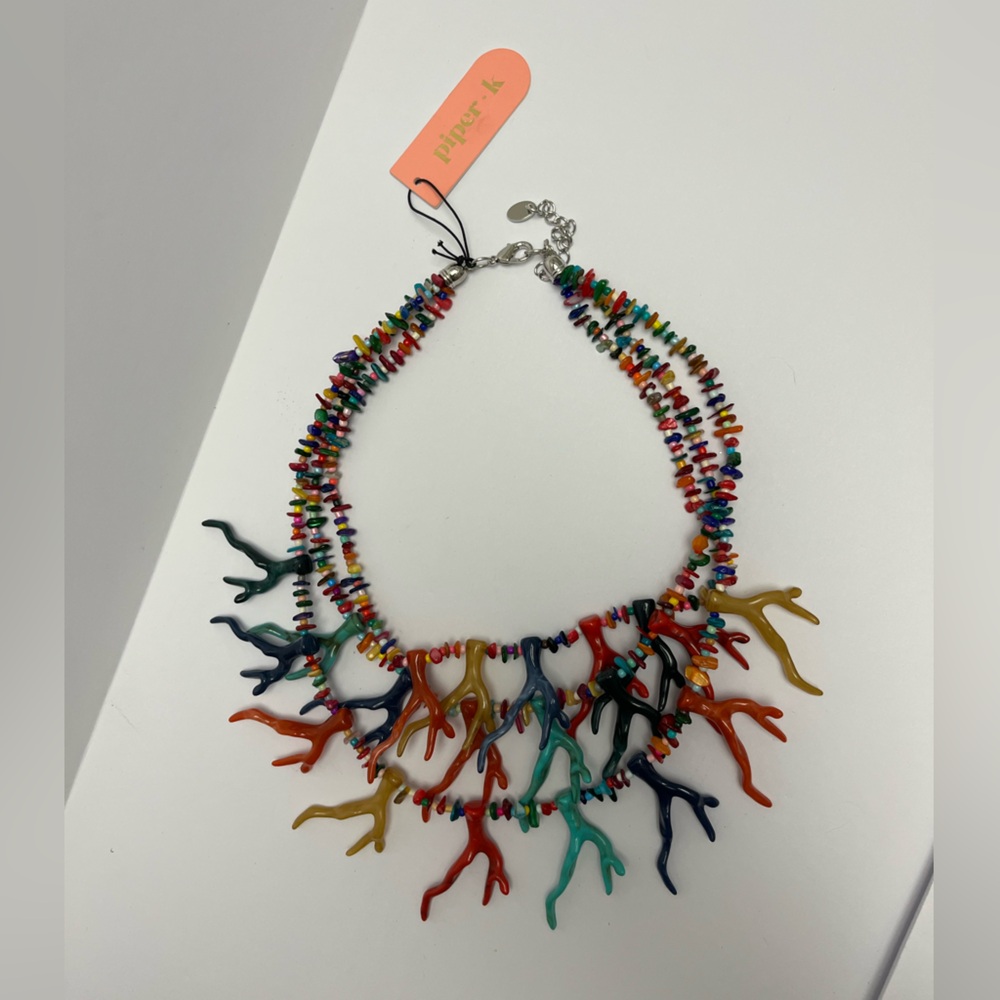 NWT ⚜️♥️⚜️ Piper K Multicolor Coral Statement Necklace - Picture 13 of 16